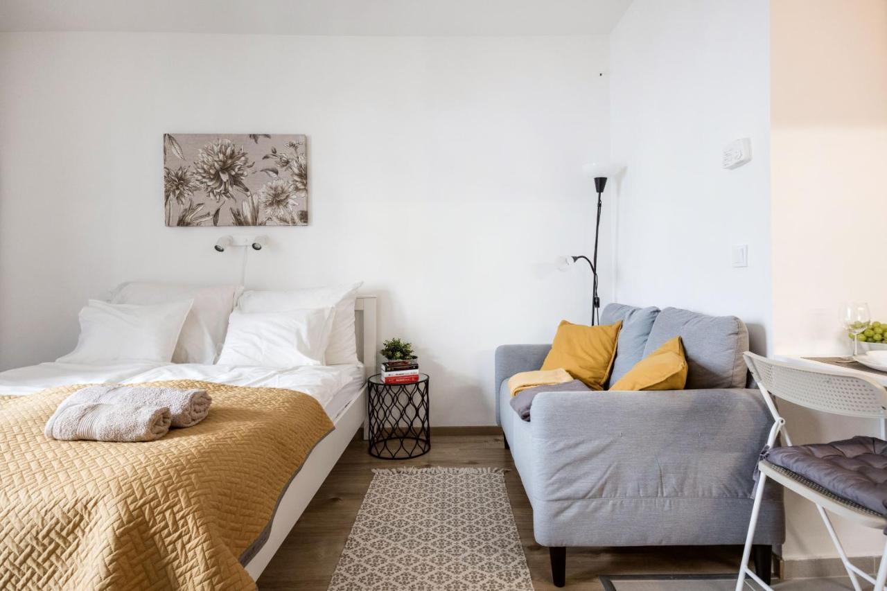 Stylish And Cozy Studio In The Heart Of The City Budapeste Exterior foto